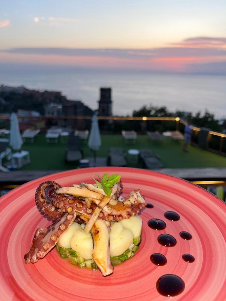 Corte Degli Ulivi Resort Vico Equense Bagian luar foto