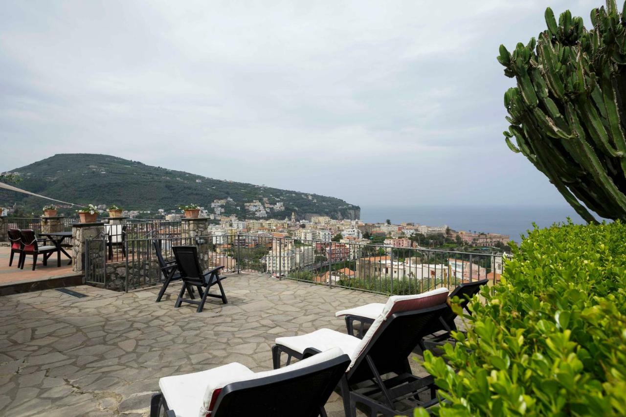 Corte Degli Ulivi Resort Vico Equense Bagian luar foto